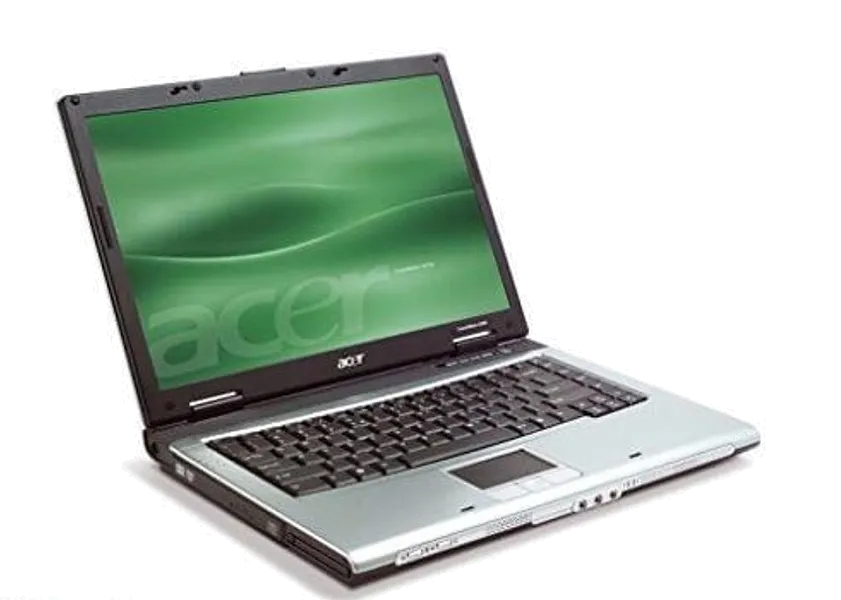 Замена видеоадаптера (видеокарты) Acer TravelMate 2428AWXMi